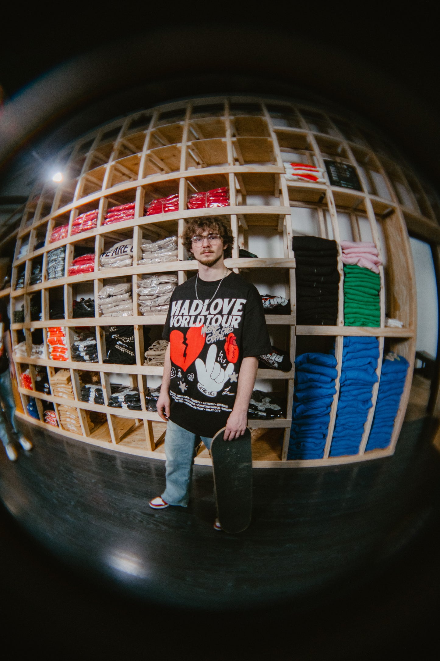 WORLD TOUR TEE